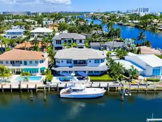 Coastal-Inspired Deepwater Estate