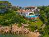EXCLUSIVA VILLA SOBRE EL MAR