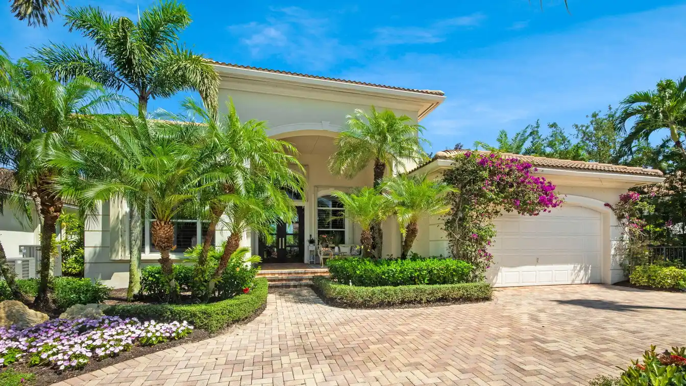 Lovely Home in the Heart of Frenchmans Reserve