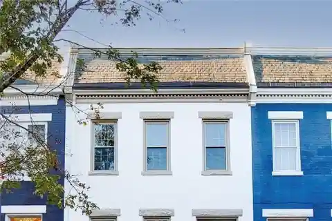 Charming Fan District Row House with Designer Updates