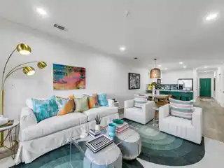 Top-Floor Suite with Beautiful Views of the Gulf