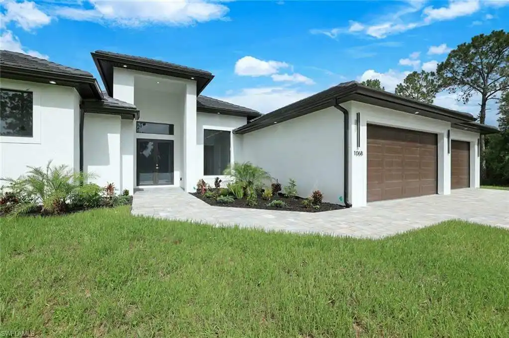 Elegant Retreat with Stylish Finishes