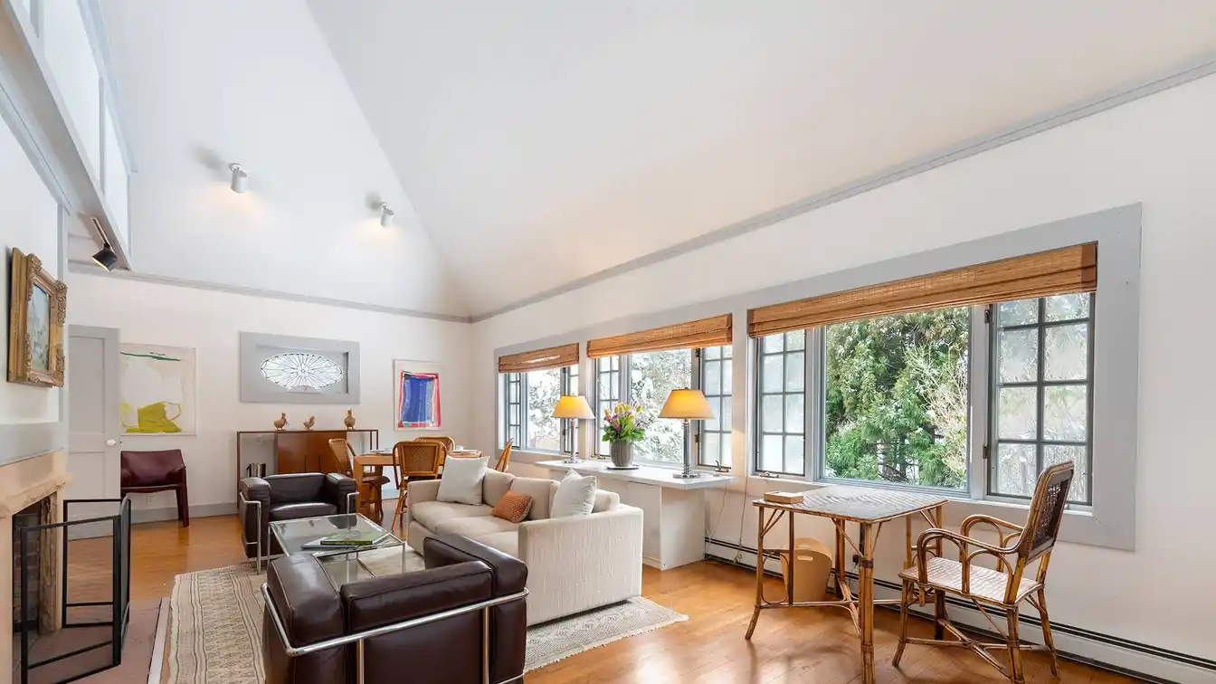Picturesque East Hampton Retreat for Rent