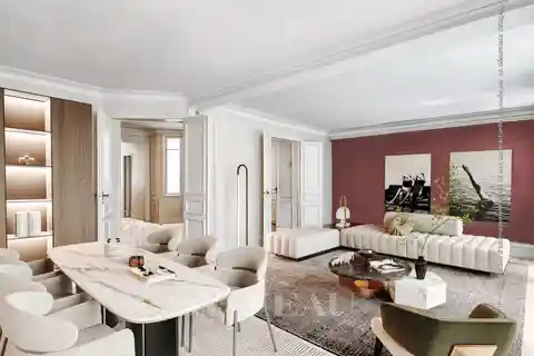 Light-filled Apartment in an Elegant Haussmannian Building
