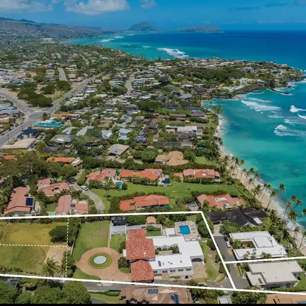 HO‘OLUANA ESTATE