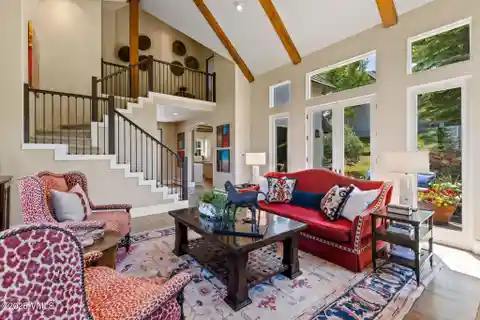 Mountain Serenity with Modern Comfort