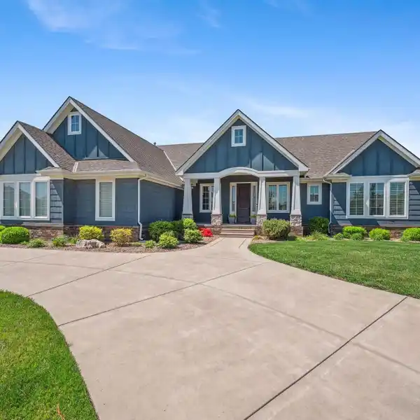 IMMACULATE ONE-OWNER RANCH IN GARDEN WALK ESTATES