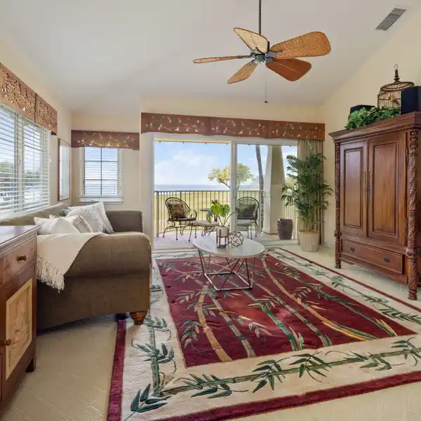 PARADISE IN GATED KAI LANI