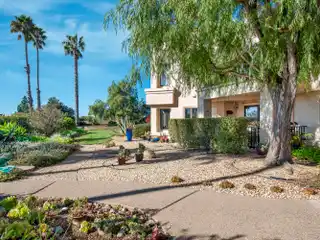 Lovely Two Bedroom Home in Shadow Hills