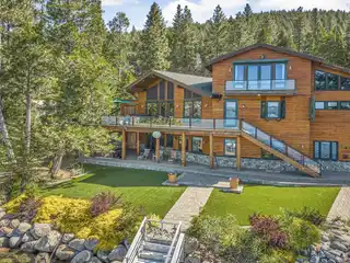 Mountain Luxury Meets Lakeside Serenity