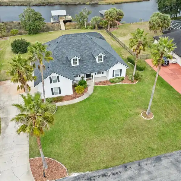 JACKSONVILLE WATERFRONT GEM