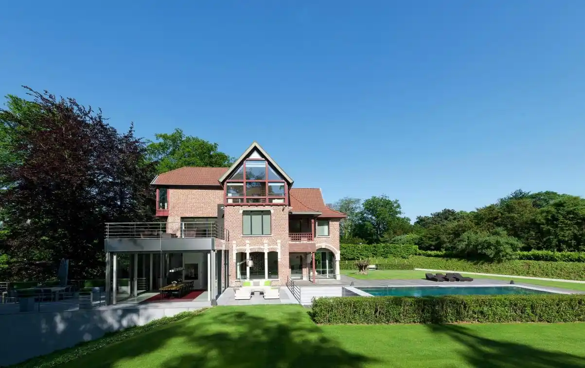 Exceptional Villa with Landscaped Garden