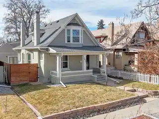Timeless Victorian Charm Meets Modern Versatility