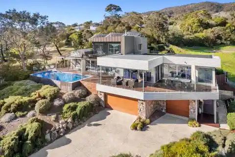 A Sanctuary of Easy Elegance