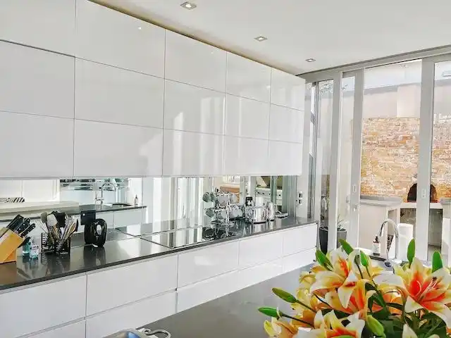 Palatial Beachfront Living in Sheffield Beach