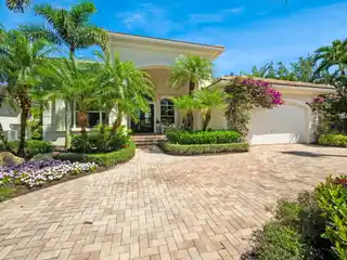 Lovely Home in the Heart of Frenchmans Reserve