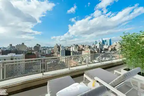 Trophy Terrace at 2 Fifth