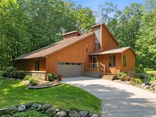 Secluded Wooded Retreat