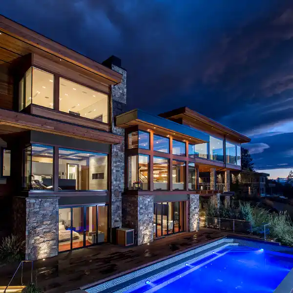 ICONIC SHEERWATER RESIDENCE