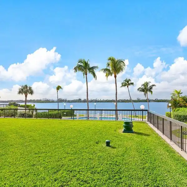WATERFRONT CONDOMINIUM WITH BEAUTIFUL VIEWS