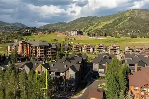 Spectacular Townhome in Exclusive Wildhorse Meadows