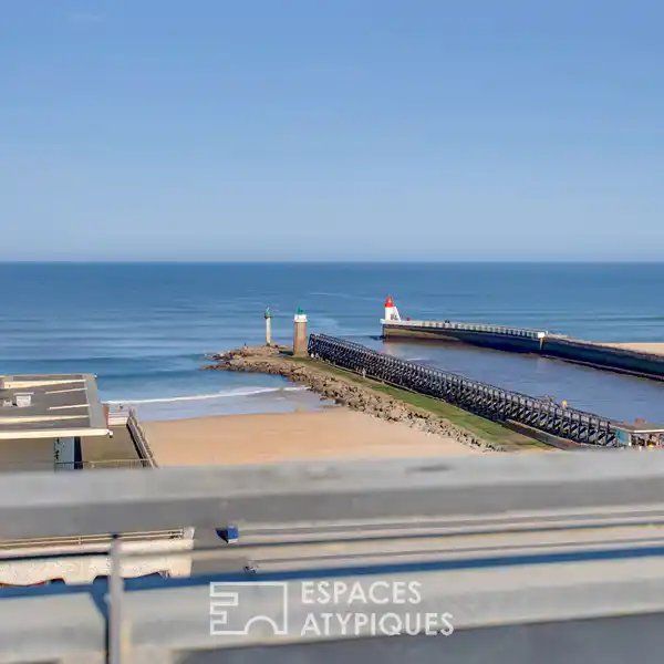 SUNLIT SOPHISTICATION OVERLOOKING CAPBRETON’S BEACHES