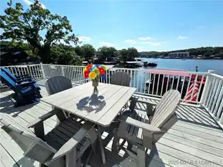 Move-In Ready Lakefront Luxury Home
