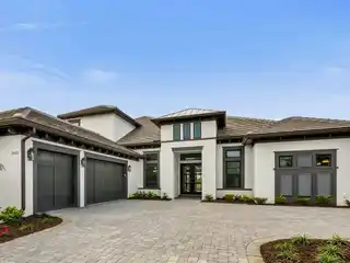 Meticulously Crafted Home in Esplanade by the Islands