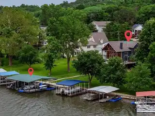 Rare Lakefront Find