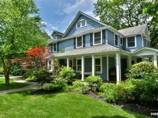 Picture-Perfect Colonial Overlooking Memorial Park