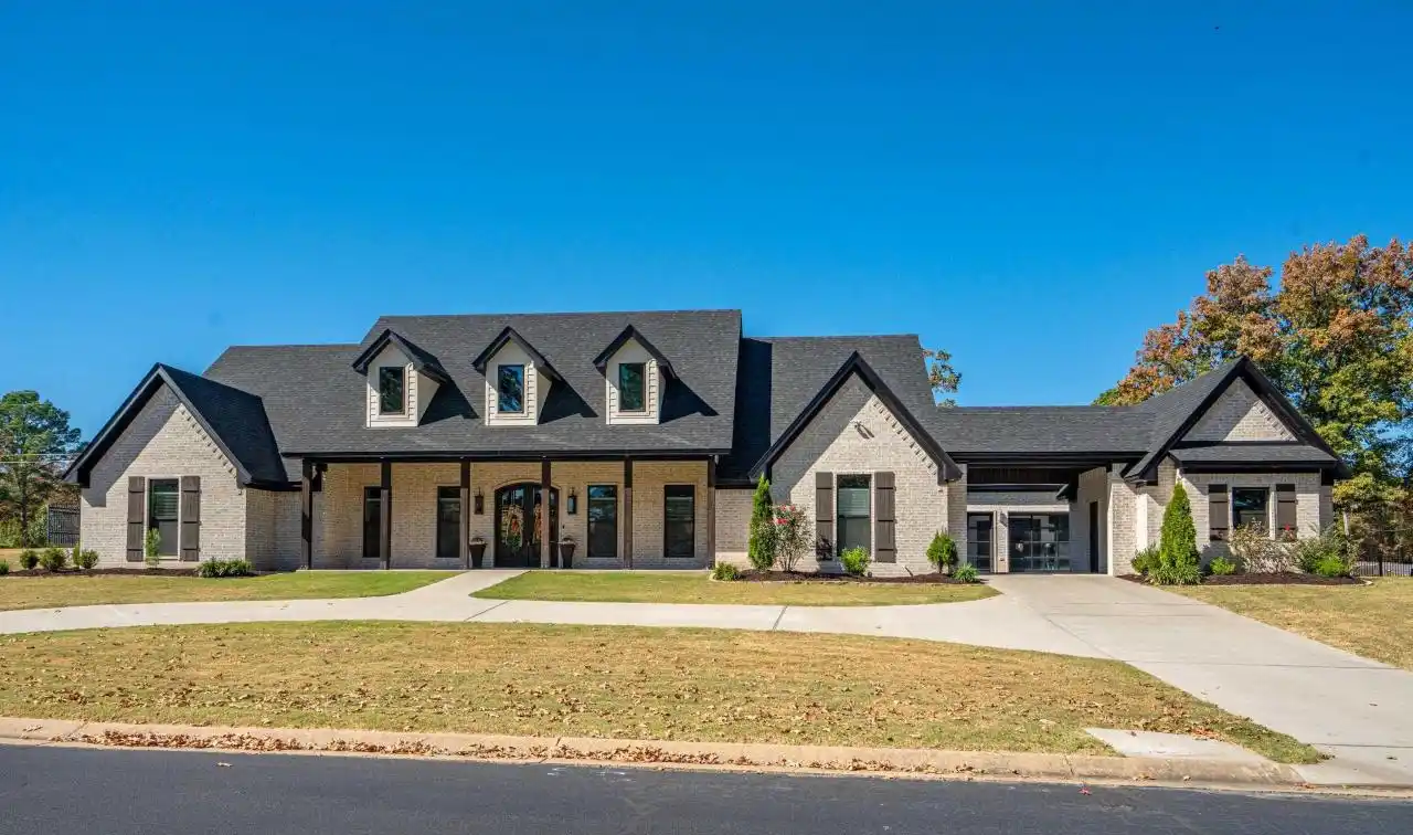 Luxury Living in the West Winds Subdivision