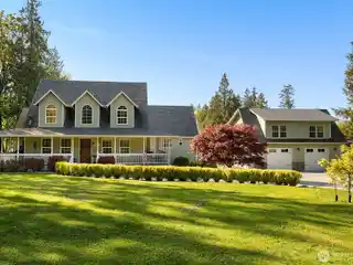 Renovated Home with Hobby Farm