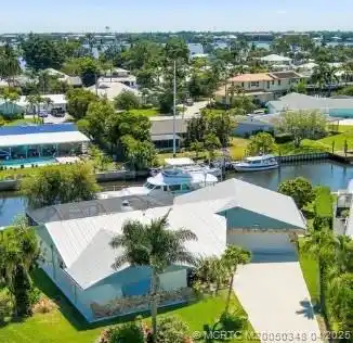 BOATER'S PARADISE IN LIGHTHOUSE POINT