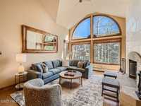 FOUR BEDROOM PENTHOUSE IN THE HIGHLANDS