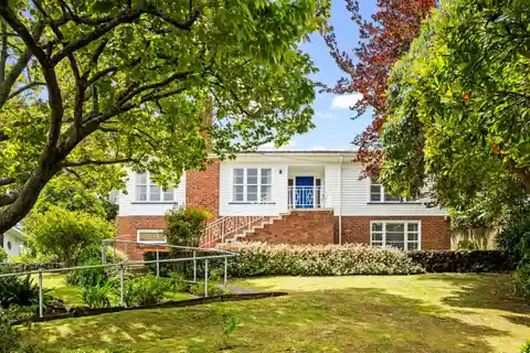 Classic 1940s Weatherboard Home