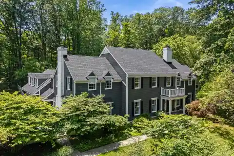 Grand Colonial Was Created by Master Builder Edward Vogel