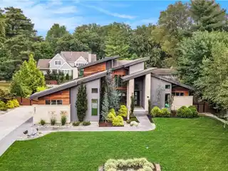 Award-Winning Contemporary Masterpiece