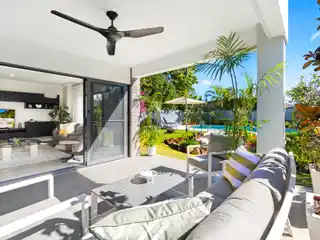 Isle of Capri Luxury Home with Freshwater Pool