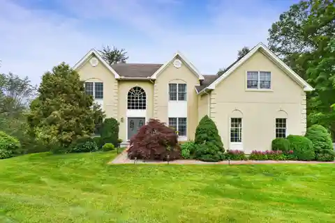 Exceptional Home in Salem Chase