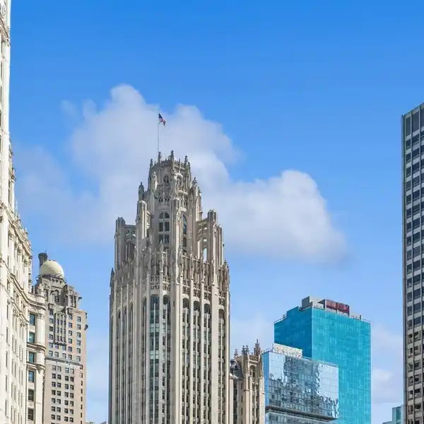 METICULOUSLY DESIGNED HOME IN THE TRIBUNE TOWER RESIDENCES