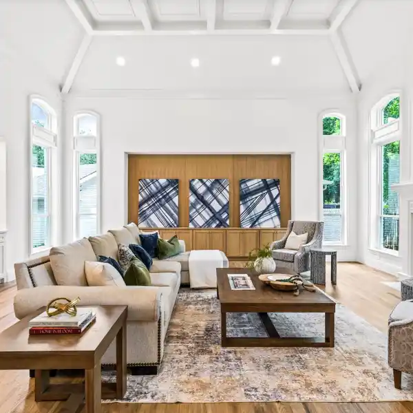 COMPLETELY RENOVATED HOME IN GLEN LAKES