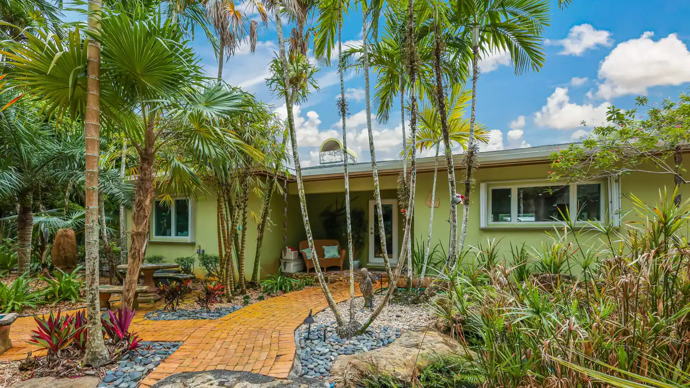Enchanting Paradise Property