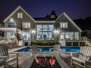 Beautiful Lakefront Home in Grand Beach