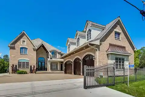 Grand Lakefront Estate with Exceptional Amenities