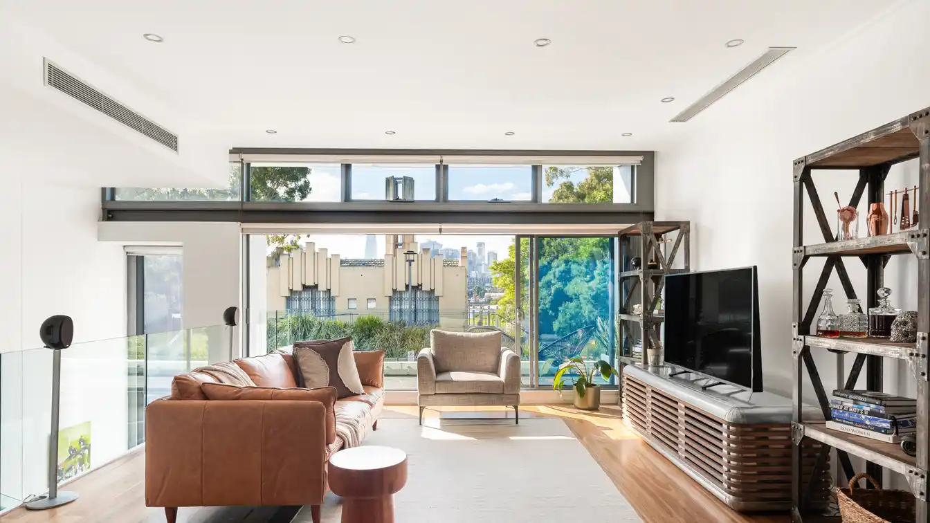 Architect-designed Northeast Facing Retreat