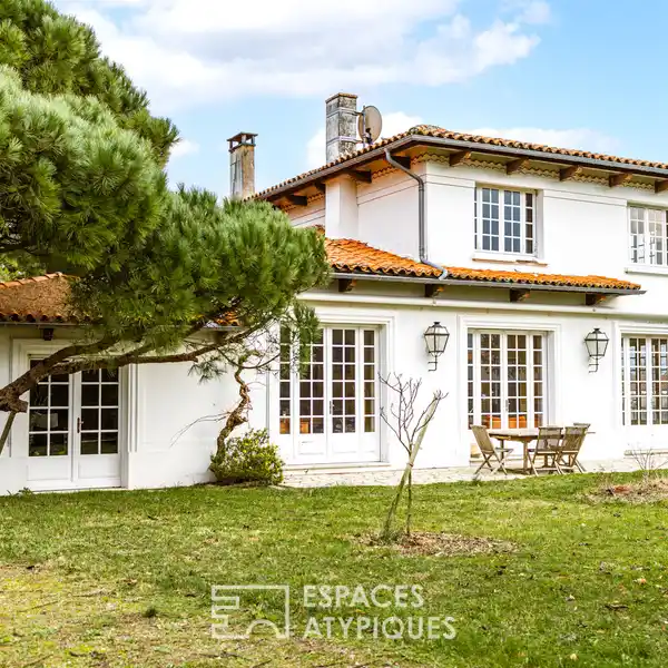 A REAL POSTCARD WITH PICTURESQUE CHARM