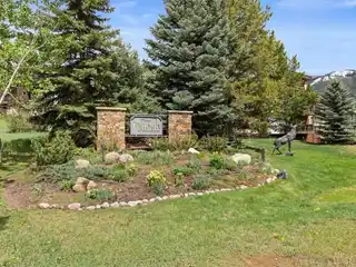 Top-floor Home with Unobstructed Ski Slope Views