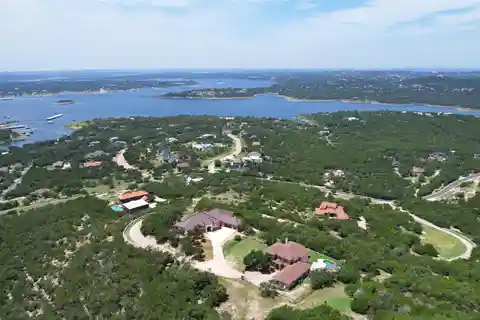 Ultimate Blend of Space and Privacy