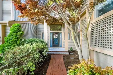 Extraordinary Corner Townhouse in the Ledges