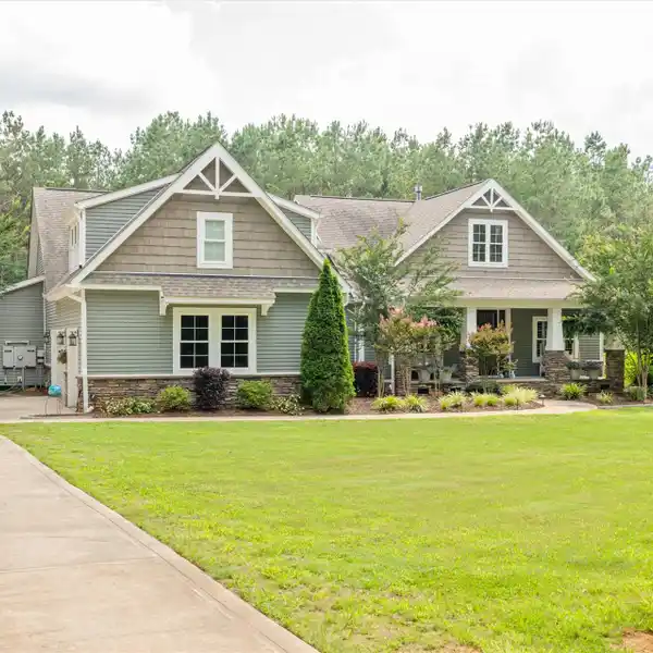 EXQUISITE HOME ON FIVE PEACEFUL ACRES